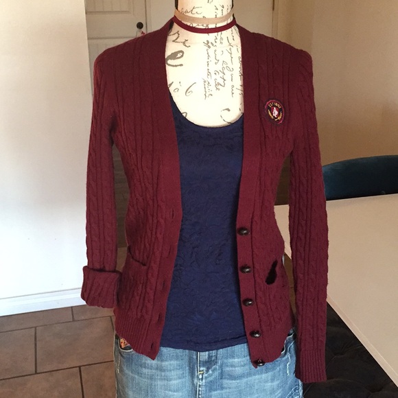 Abercrombie & Fitch Sweaters - Abercrombie collegiate wood button cardigan